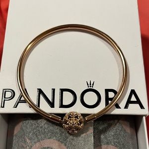 Pandora rose gold bracelet